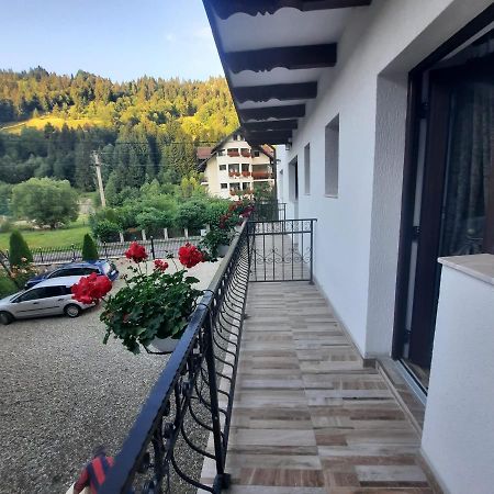فندق Casa Dana Olteanu موياشيو دي سوس المظهر الخارجي الصورة